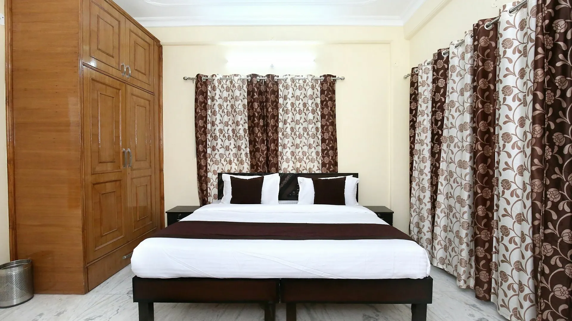 Apartman Oyo 10736 Home 2Bhk Nandan Mansion Keleston Simlá India
