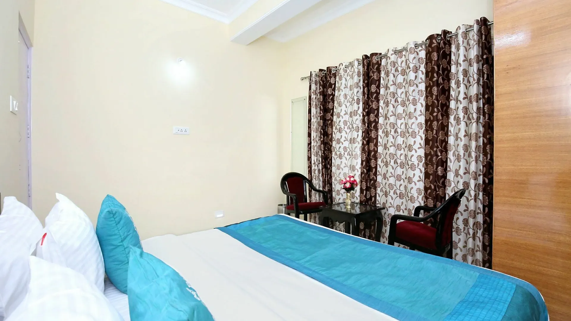 Oyo 10736 Home 2Bhk Nandan Mansion Keleston Simlá India